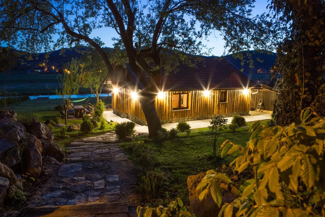 House Arupium - Hot Tub Villa Otočac Eksteriør billede