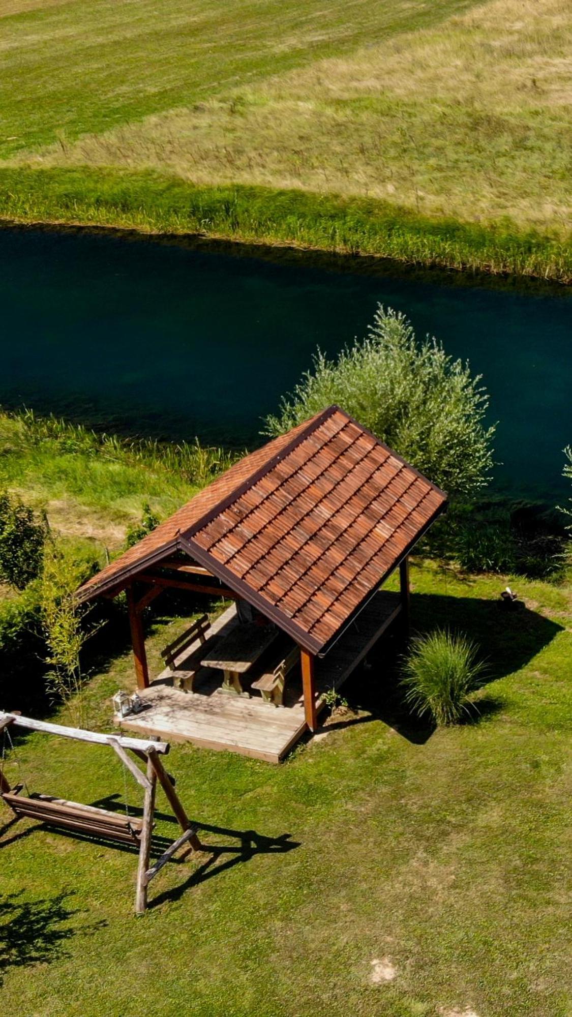 House Arupium - Hot Tub Villa Otočac Eksteriør billede